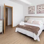 Ag Casa Belenda Con Jardin 11pax, Santiago A 40km Holiday home Erbecedo
