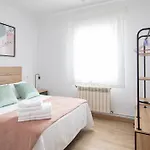 Ag Casa Belenda Con Jardin 11pax, Santiago A 40km Holiday home *
