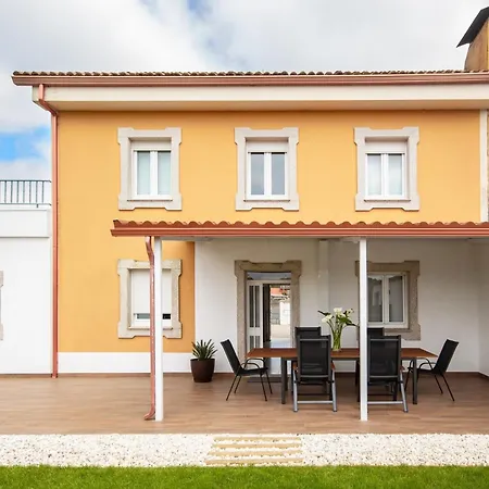 Ag Casa Belenda Con Jardin 11pax Santiago A 40km Erbecedo