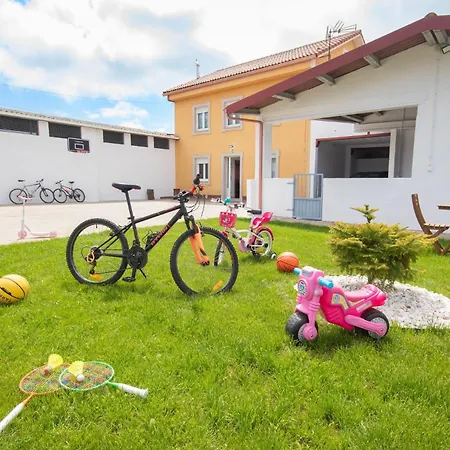 Ag Casa Belenda Con Jardin 11pax Santiago A 40km Holiday home *