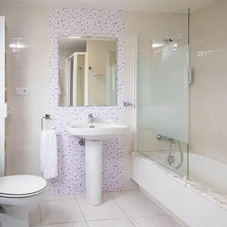 Ag Casa Belenda Con Jardín 11pax, Santiago A 40km Erbecedo