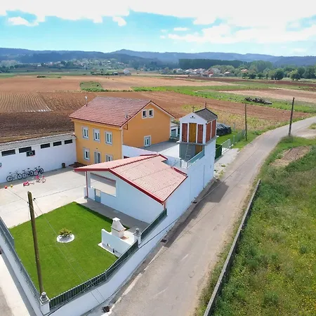 Ag Casa Belenda Con Jardín 11pax, Santiago A 40km Casa de Férias *